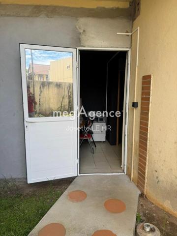 Local Commercial à CAYENNE, 97300 - 2 pièces 58m²