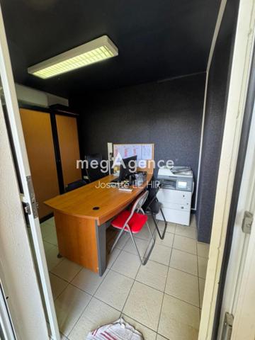 Local Commercial à CAYENNE, 97300 - 2 pièces 58m²