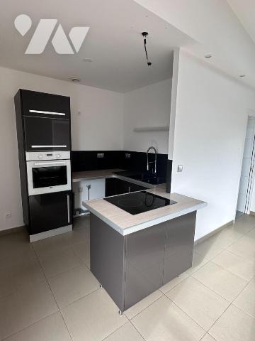 CROIX. T3 LUMINEUX EN DERNIER ETAGE