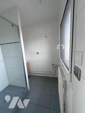 CROIX. T3 LUMINEUX EN DERNIER ETAGE