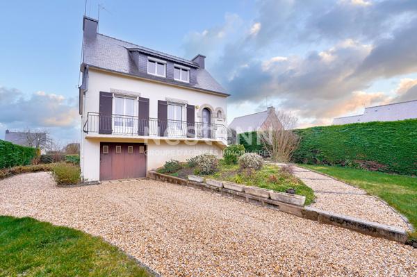 Maison sur sous sol proche du centre sur terrain de 1000 m² constructible