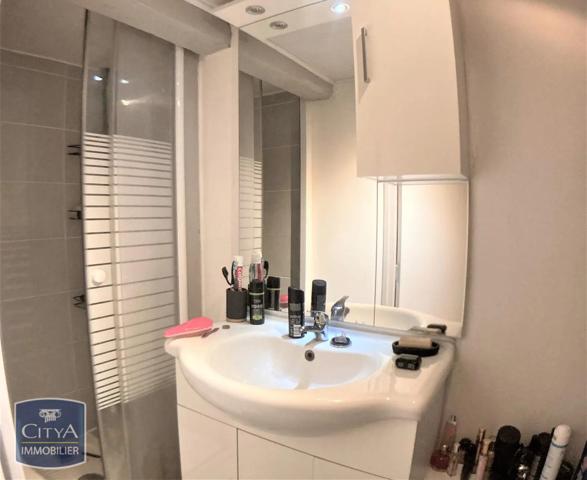 Appartement à louer 2 pièces 42.17m² Albias (82350)