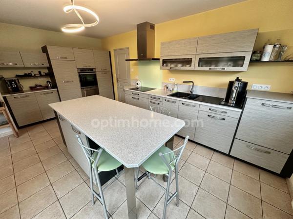 Nantes - Secteur La Beaujoire Paridis Maison 226 m2 6 chambres, garage et jardin