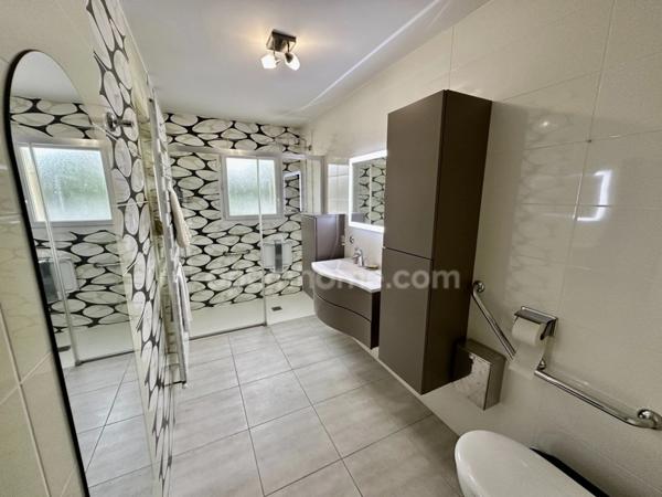 Nantes - Secteur La Beaujoire Paridis Maison 226 m2 6 chambres, garage et jardin
