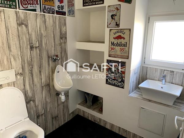 Maison ou commerce de 147m2 au sol à Coutances