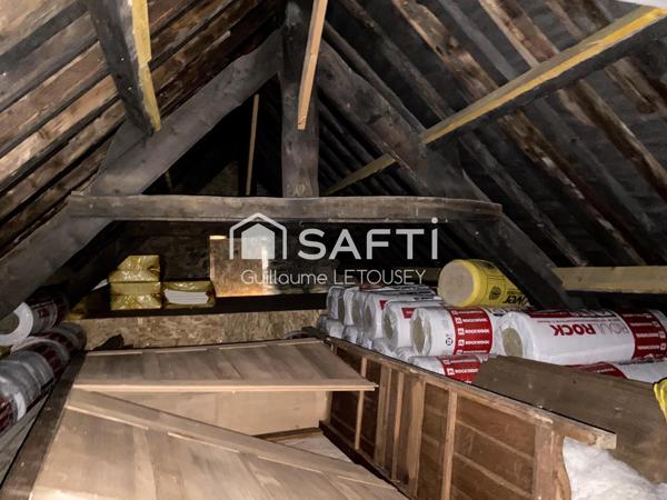 Maison ou commerce de 147m2 au sol à Coutances