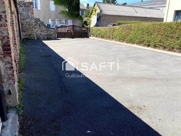 Maison ou commerce de 147m2 au sol à Coutances