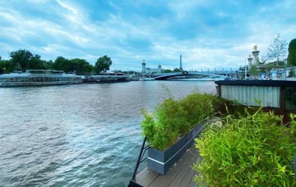 Vente Appartement P4 Peniche rénové(e) Paris 8ème   