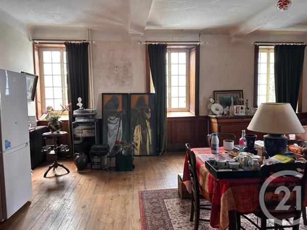 Immeuble à vendre  1100 m2 ST PIERRE EGLISE - 50