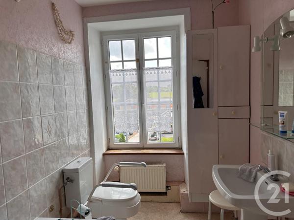 Immeuble à vendre  1100 m2 ST PIERRE EGLISE - 50