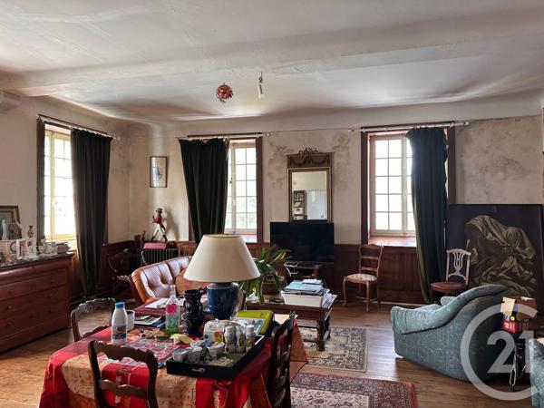 Immeuble à vendre  1100 m2 ST PIERRE EGLISE - 50