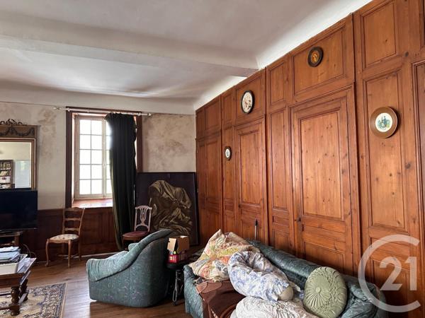 Immeuble à vendre  1100 m2 ST PIERRE EGLISE - 50