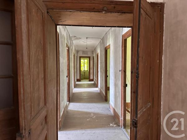 Immeuble à vendre  1100 m2 ST PIERRE EGLISE - 50