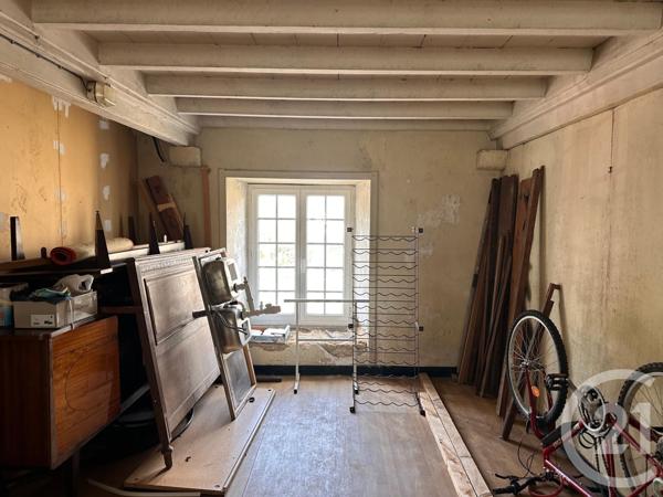 Immeuble à vendre  1100 m2 ST PIERRE EGLISE - 50