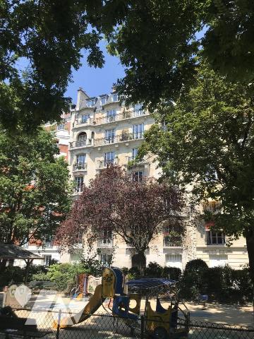 VIAGER OCCUPE - VUE SACRE-COEUR - APPARTEMENT + CHAMBRE DE SERVICE + DEBARRAS + CAVE