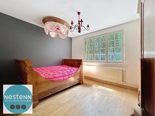 À vendre : Maison d'exception avec parc arboré et une belle façade de 40m au bord de l'eau