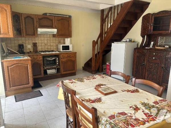 A VENDRE, PLESTIN LES GREVES

A proximité du centre de la commune, découvrez cette maison fon...