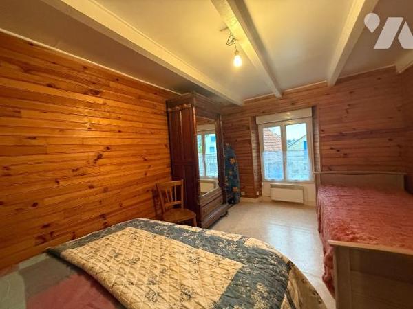 A VENDRE, PLESTIN LES GREVES

A proximité du centre de la commune, découvrez cette maison fon...