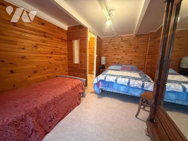 A VENDRE, PLESTIN LES GREVES

A proximité du centre de la commune, découvrez cette maison fon...