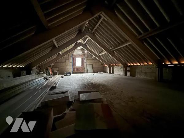 A VENDRE, PLESTIN LES GREVES

A proximité du centre de la commune, découvrez cette maison fon...