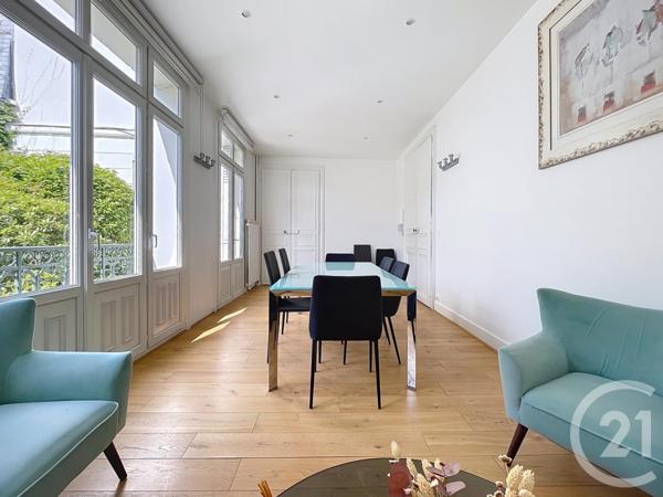Immeuble à vendre  382 m2 COMPIEGNE - 60