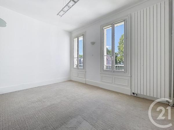 Immeuble à vendre  382 m2 COMPIEGNE - 60