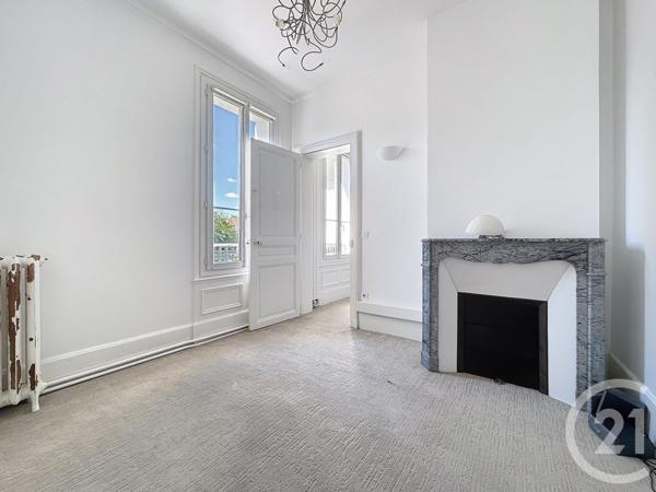 Immeuble à vendre  382 m2 COMPIEGNE - 60