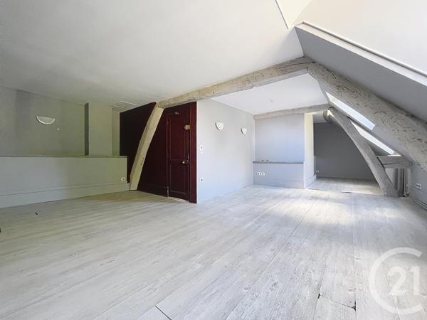Immeuble à vendre  382 m2 COMPIEGNE - 60
