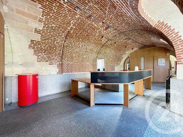 Immeuble à vendre  382 m2 COMPIEGNE - 60