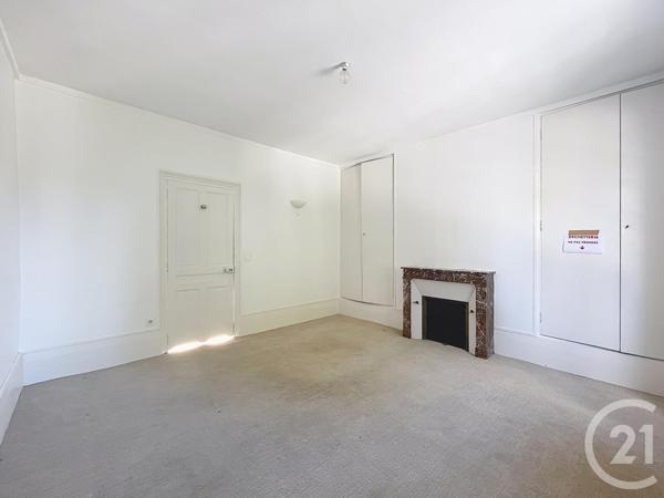 Immeuble à vendre  382 m2 COMPIEGNE - 60