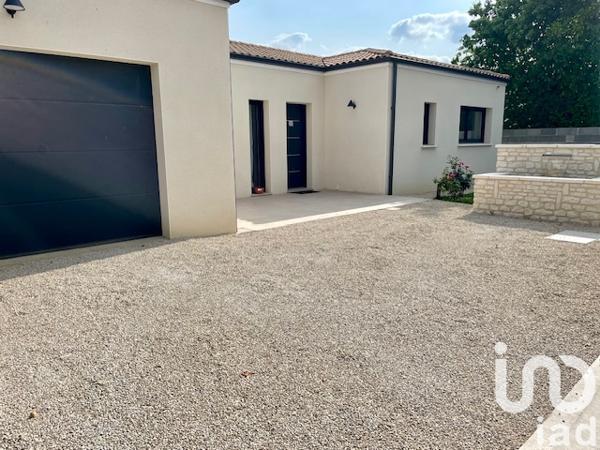 Maison à vendre 5 pièces 132 m² Nieuil-l'Espoir