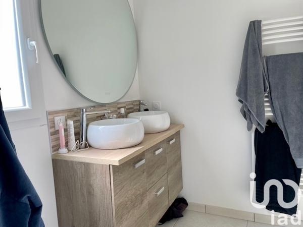 Maison à vendre 5 pièces 132 m² Nieuil-l'Espoir