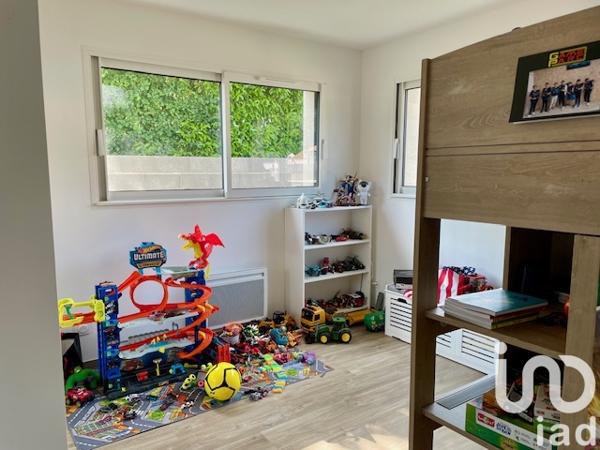 Maison à vendre 5 pièces 132 m² Nieuil-l'Espoir