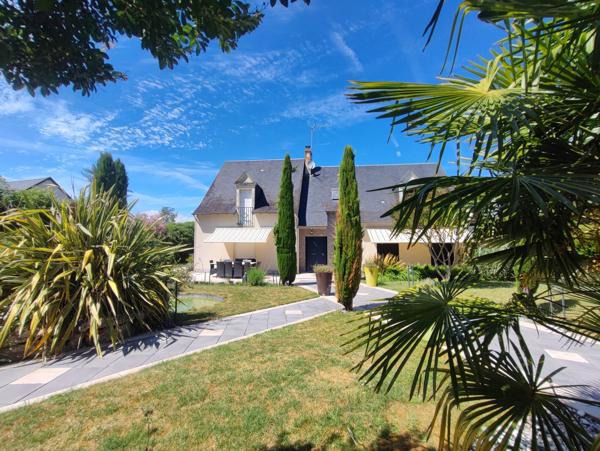 À vendre - Maison bourgeoise, 7 pièces située à Amboise (37400)
