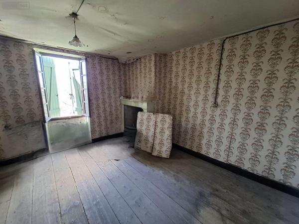 Maison à vendre à Lamontgie dans le Puy-de-Dôme (63570), ref : 2025-40-2025118