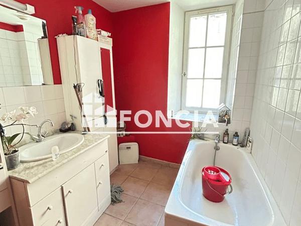À vendre Appartement 4 pièces 83 m² - Marseille 13002