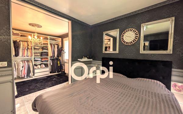 Maison à vendre    4 pièces • 190 m2 Villers-Cotterêts