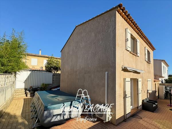 Maison récente de 89m2, familiale et tout confort à Saint-Mitre (13013), avec jardin, garage, piscine hors sol et prestations modernes, à deux pas des écoles et transports !