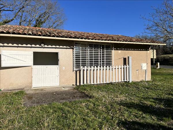 Grange à vendre |  Lalbenque |  2 pièces