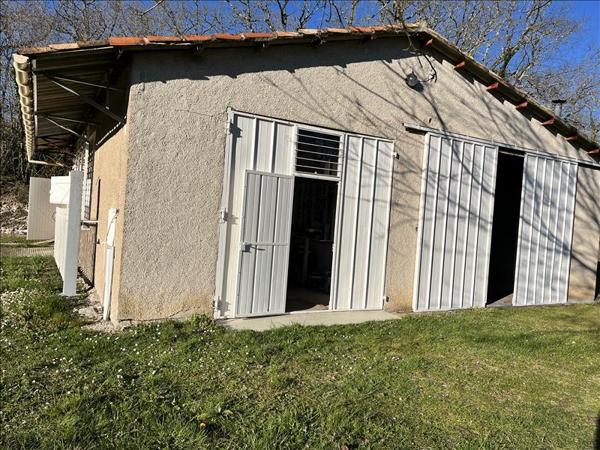 Grange à vendre |  Lalbenque |  2 pièces
