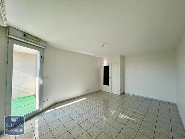 Appartement à louer 3 pièces 67.44m² Dijon (21000)