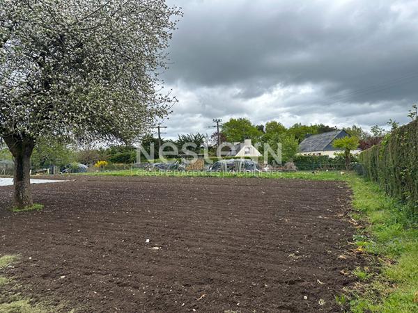 Terrain à bâtir de 650 m² à Questembert, commerces à pied