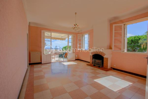 Maison d architecte de 157,79 m²