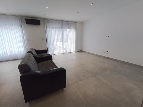 Maison à MONTMOROT, 39570 - 6 pièces 139m²