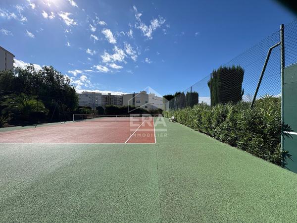 Antibes Appartement 4 pièces 79m2  traversant terrasse et garage