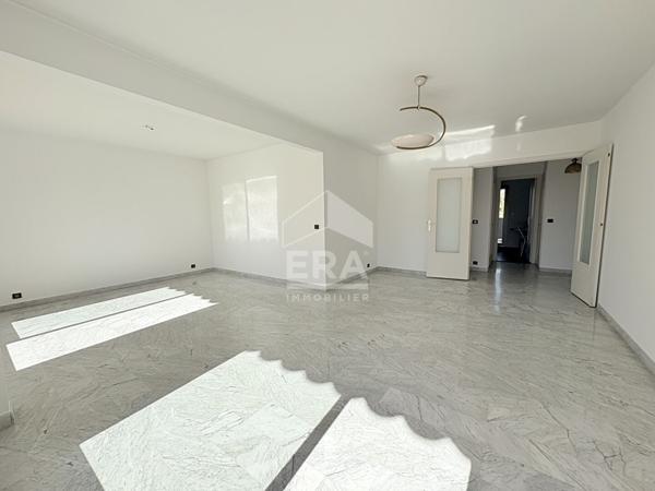Antibes Appartement 4 pièces 79m2  traversant terrasse et garage
