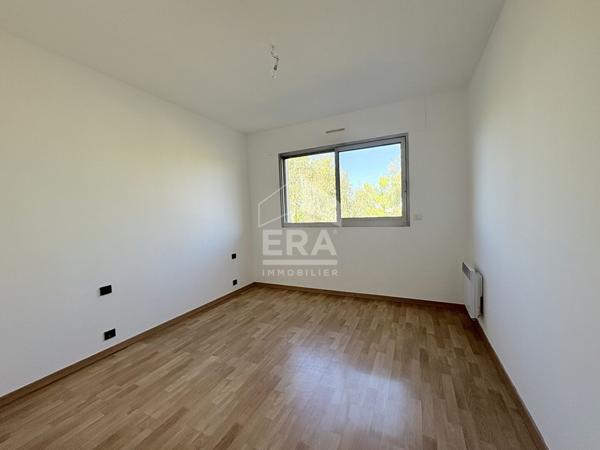 Antibes Appartement 4 pièces 79m2  traversant terrasse et garage