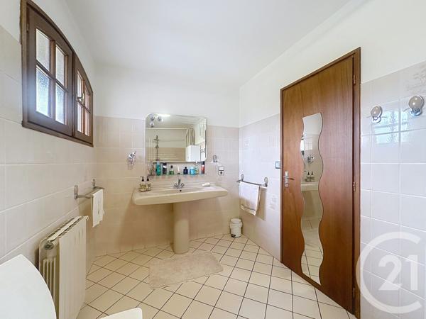 Maison à vendre  5 pièces - 151,05 m 2   GUJAN MESTRAS  - 33