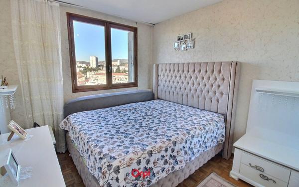 Appartement à vendre    3 pièces • 58 m2 Marseille 13