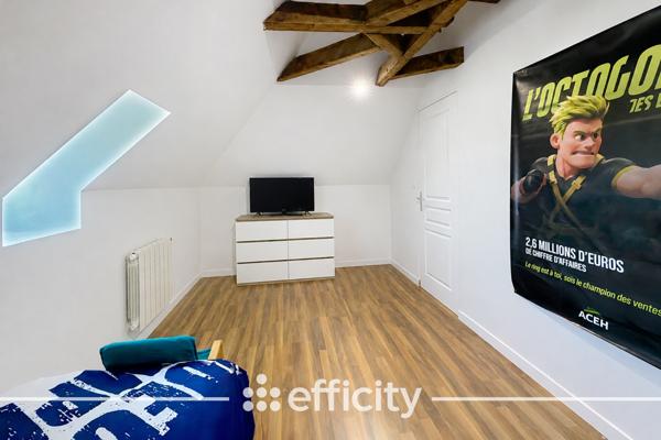 Maison
         5 pièces
        - 125 m² Exclusivité 359 000 € *